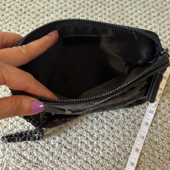 Express Sequin Clutch - Picture 7 of 7